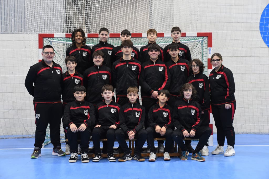 2425 Cadete masculino Clinica veterinaria arealonga