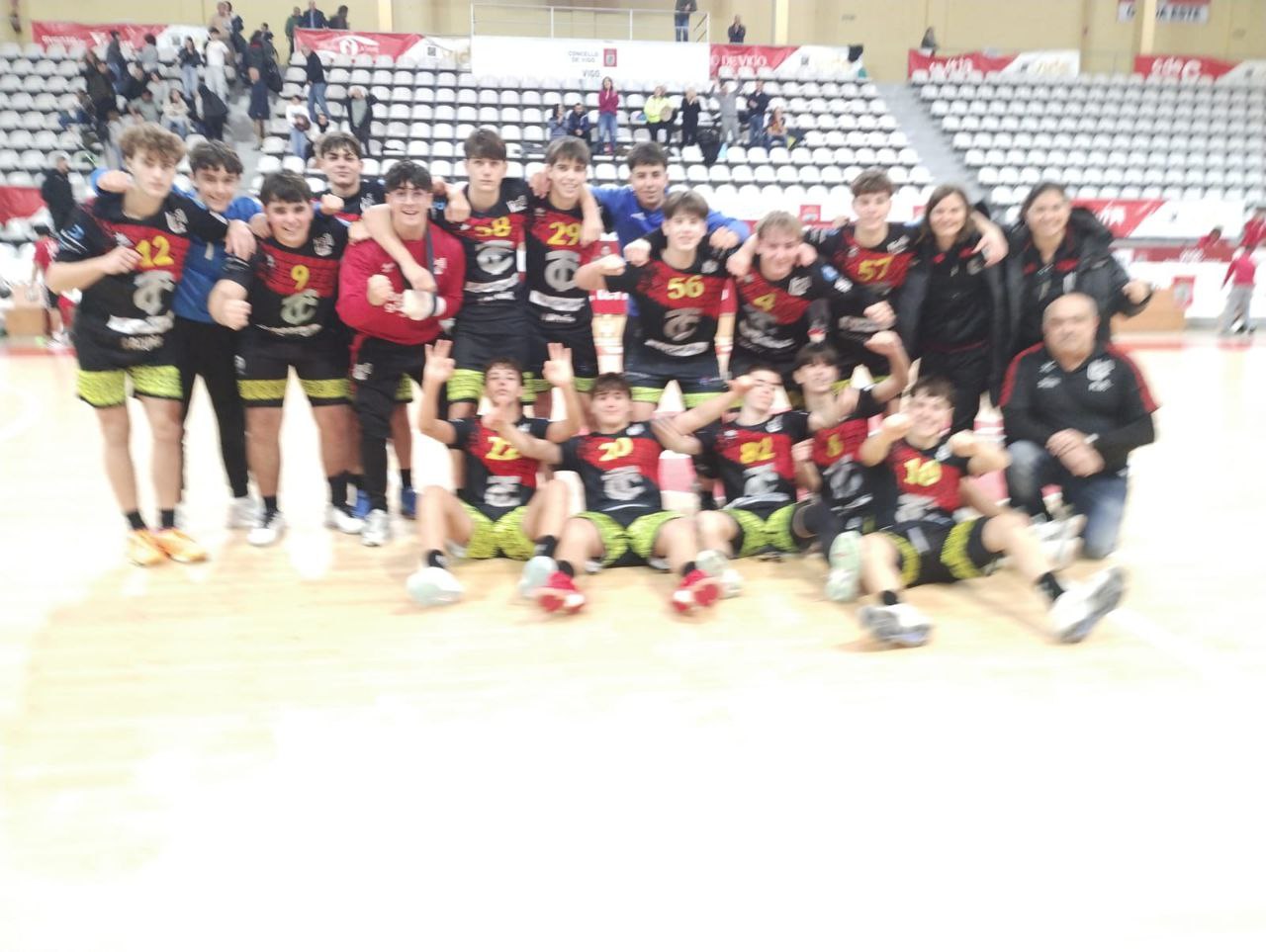 Bm Linea21 Lignum Plus Vs Pavimentos Rias Baixas Bueu Atl Balonman