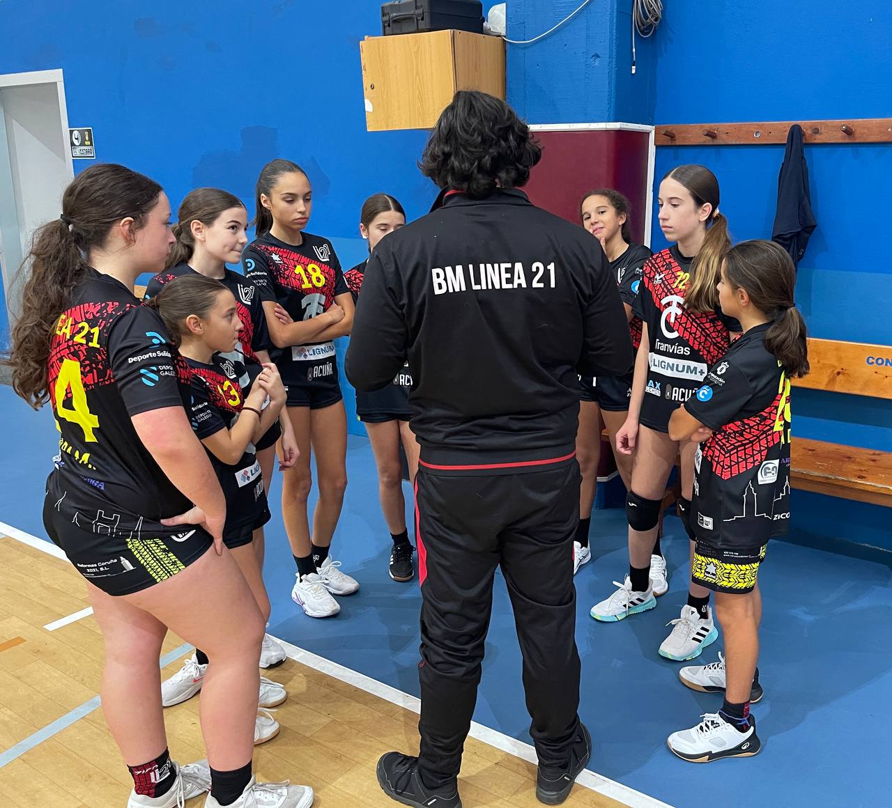 Balonmán Xallas B Vs Arealonga Clinica Veterinaria